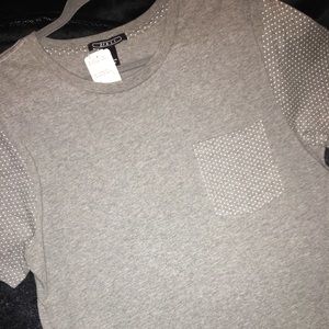 *NWT* Forever 21 Men’s Front Pocket T-Shirt